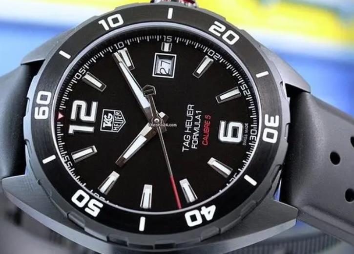 泰格豪雅手表表帶更換：美食與時間的完美邂逅