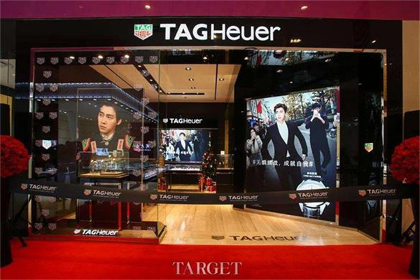 泰格豪雅腕表表蒙意外脫落？輕松解決方法大公開