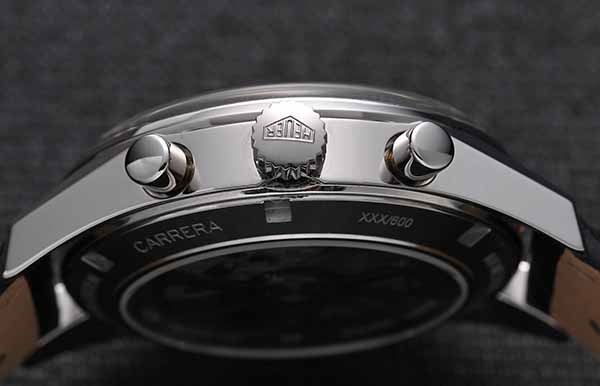 泰格豪雅腕表進灰了處理方法大全（正確清潔與保養指南）