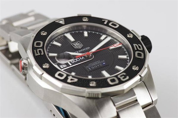 泰格豪雅表把怎么拔出來 泰格豪雅表把怎么拔出來